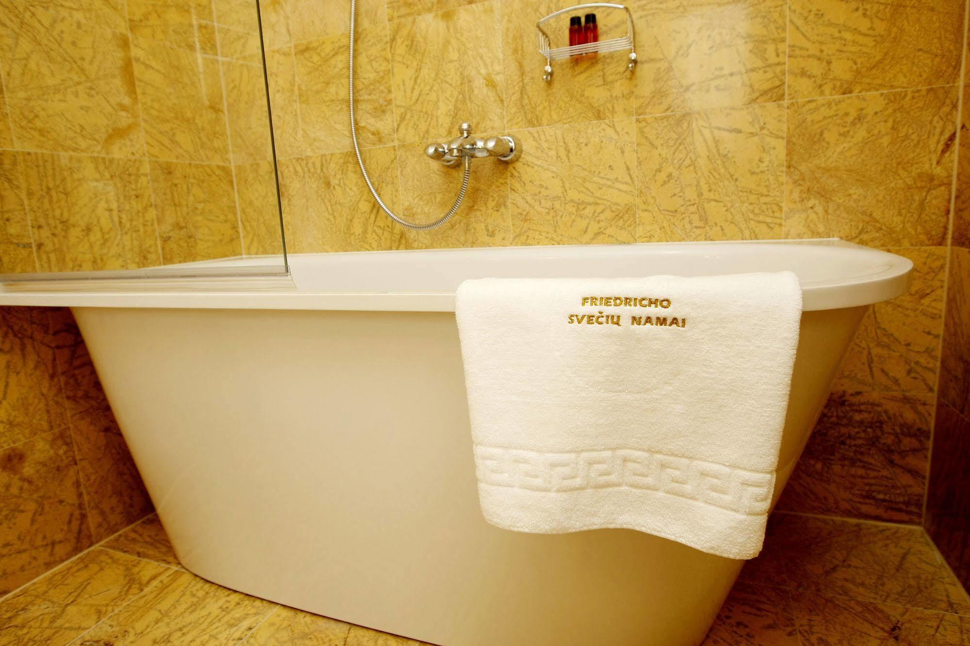 Friedricho Pasazas Otel Klaipėda Dış mekan fotoğraf